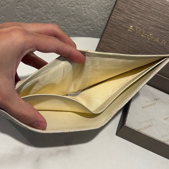 Bulgari Cream Leather Men's Wallet - Picture 9 of 13
